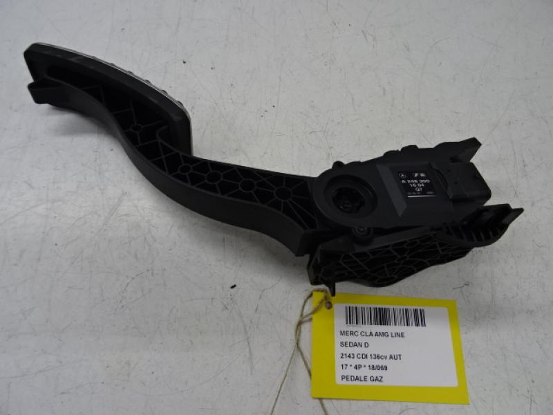 ACCELERATOR PEDAL Mercedes-Benz CLA C117/X117 13 - 19