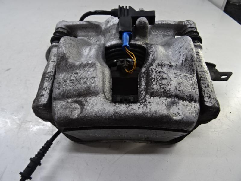 REMKLAUW VOOR RECHTS Mercedes-Benz CLA C117/X117 13 - 19