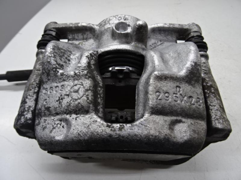 MACHOIRE AVANT GAUCHE Mercedes-Benz CLA C117/X117 13 - 19