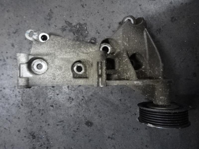 ALTERNATOR UPPER BRACKET Renault TWINGO (2) 07 - 11