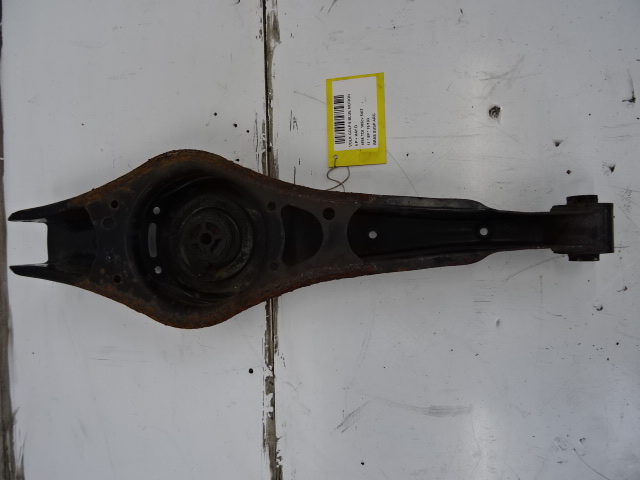 DRAAGARM ACHTER LINKS Vw GOLF VI 11/08 - 13