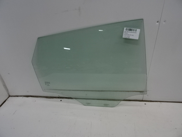 VITRE DE PORTE ARRIERE DROITE Seat IBIZA MK4 (6J) 08 - 12