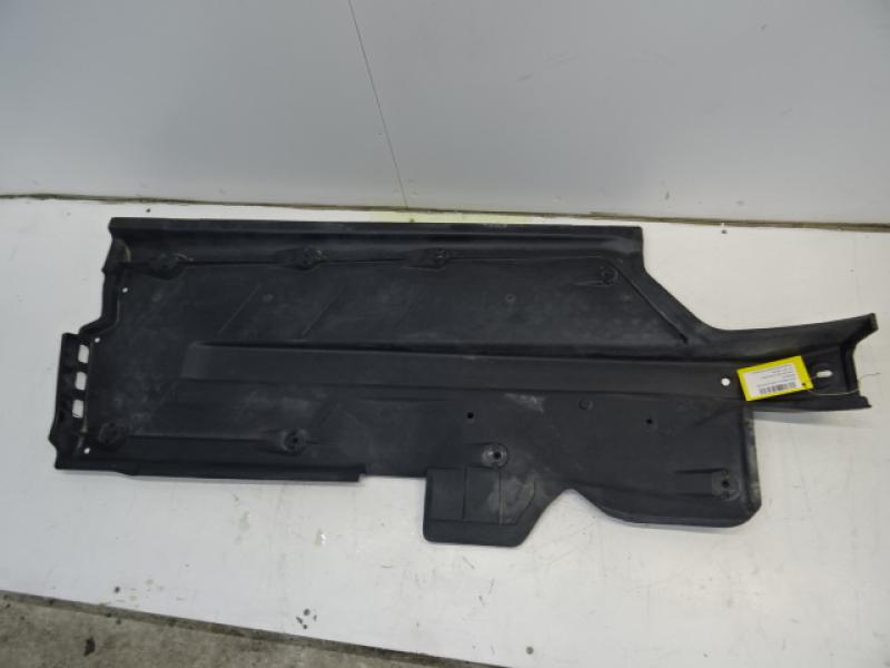 PLASTIEKE BESCHERMPLAAT ONDER AUTO LINKS Seat IBIZA MK4 (6J) 08 - 12