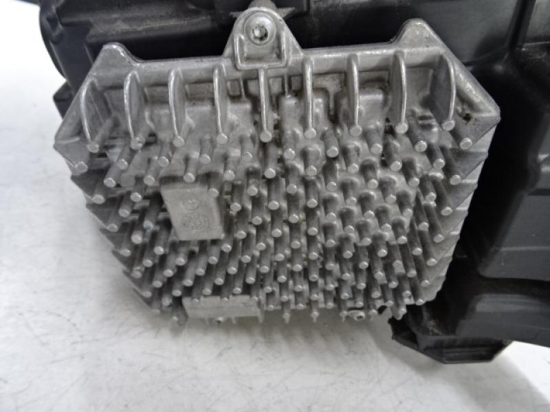 BALLAST DE PHARE AVANT DROIT Bmw 7 G11/G12 09/15+