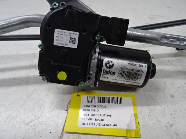 MOTEUR D&#039;ESSUIE-GLACE AVANT Bmw 7 G11/G12 09/15+