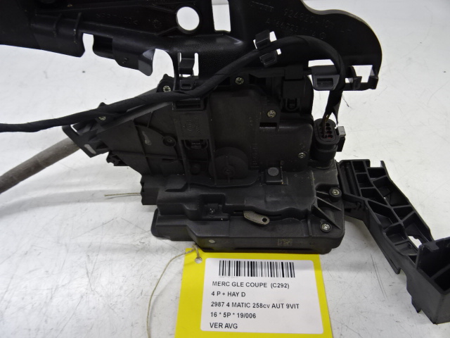 VERROUILLAGE DE PORTE AVANT GAUCHE Mercedes-Benz GLE W166/C292 15 - 19