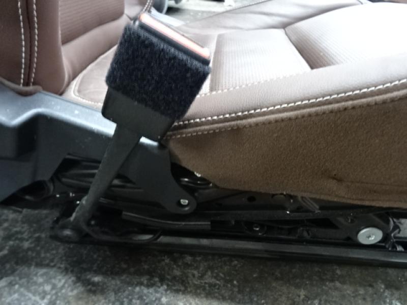 VEILIEGHEIDSGORDEL VOET VOOR LINKS Jaguar F-PACE 06/16+