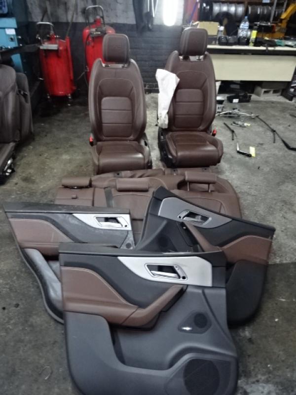 INTERIEUR Jaguar F-PACE 06/16+