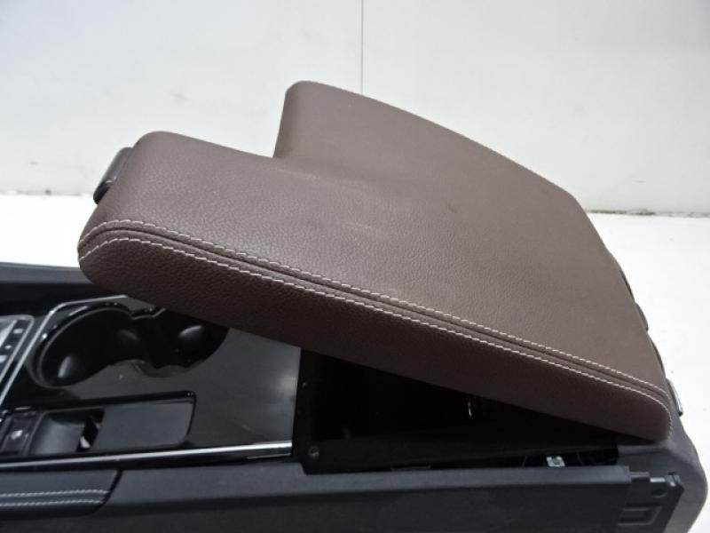 ACCOUDOIR CENTRAL Jaguar F-PACE 06/16+