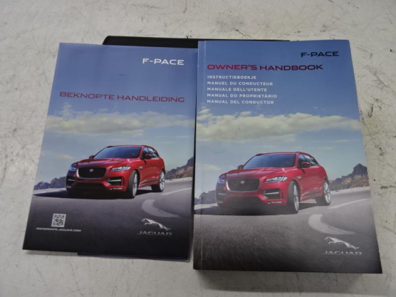 MANUEL D'UTILISATION Jaguar F-PACE 06/16+