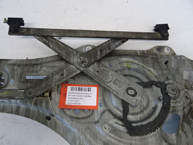 LEVE-VITRE DE PORTE AVANT DROITE Kia SPORTAGE (3) 08/10 - 15