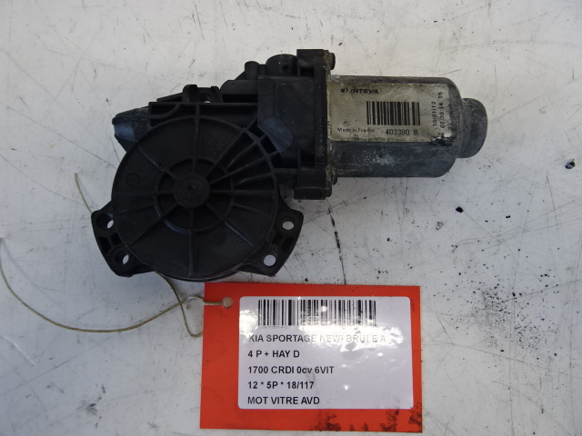 MOTEUR DE VITRE DE PORTE AVANT DROITE Kia SPORTAGE (3) 08/10 - 15