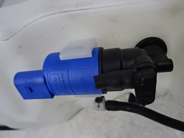 MOTOR RUITENWASSERS VOOR Jaguar F-PACE 06/16+
