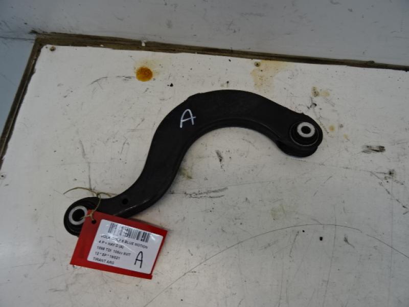 DRAAGARM ACHTER LINKS Vw GOLF VI 11/08 - 13