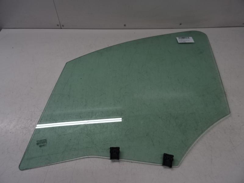 VITRE DE PORTE AVANT GAUCHE Peugeot PARTNER 08 - 18