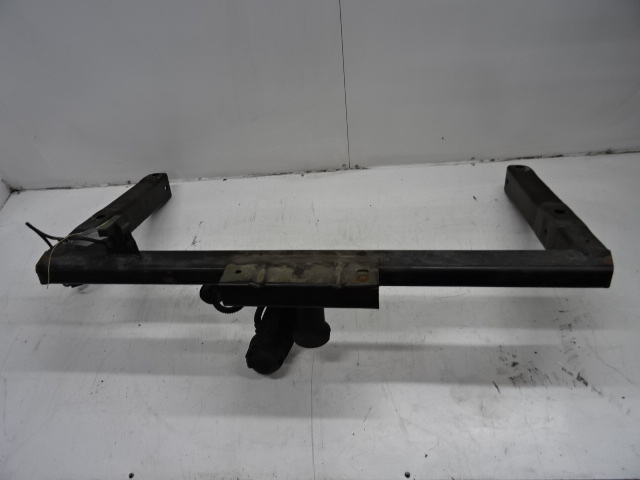 ATTACHE-REMORQUE Audi A4 08 - 2/12