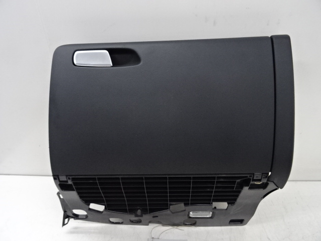 BOITE A GANT Audi A4 08 - 2/12