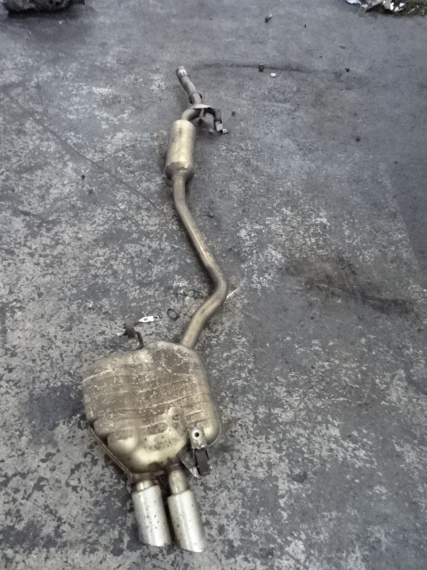 UITLAAT COMPLEET Audi A4 08 - 2/12