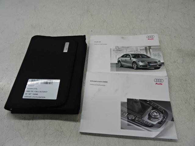 NOTITIE BOEKJE / UITLEG BOEKJE Audi A4 08 - 2/12