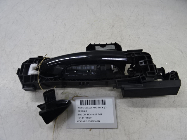 POIGNEE DE PORTE ARRIERE DROITE Mercedes-Benz CLA C117/X117 13 - 19
