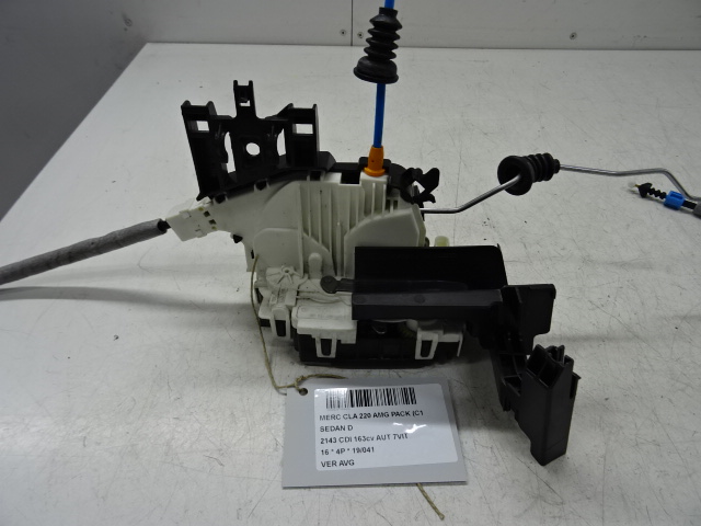 VERGRENDELING VOOR LINKS Mercedes-Benz CLA C117/X117 13 - 19