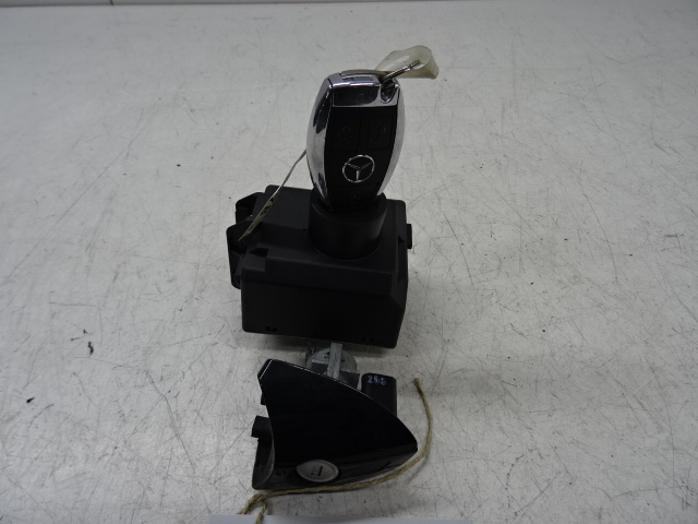CONTACTSLOT Mercedes-Benz CLA C117/X117 13 - 19