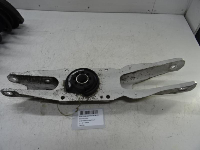 DRAAGARM ACHTER LINKS Mercedes-Benz CLA C117/X117 13 - 19