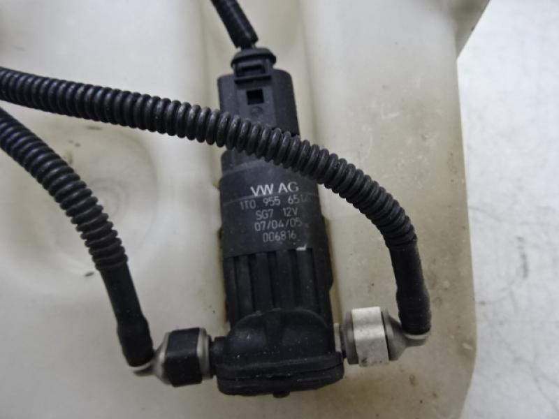 MOTEUR DE LAVE-GLACE AVANT Vw GOLF V 11/03 - 08