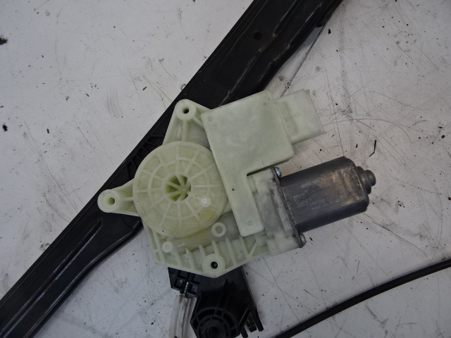 MOTOR RUITMECHANISME VOOR LINKS Peugeot 308 (2) 9/13-6/17