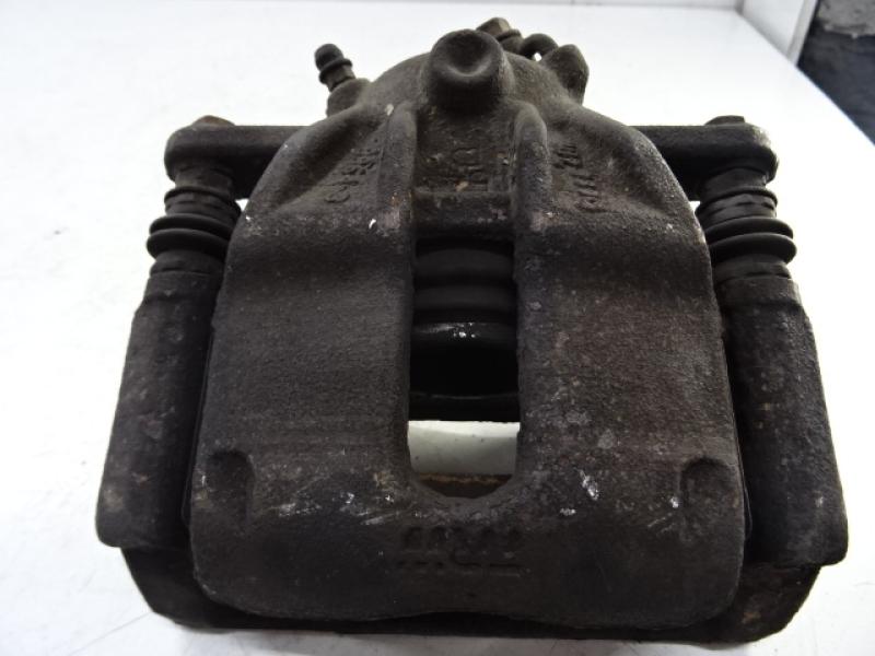 REMKLAUW VOOR RECHTS Nissan MICRA 2/03 -  11 K12