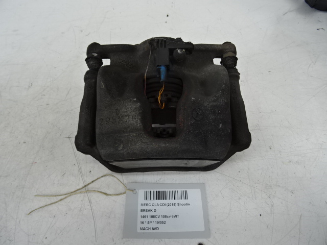 REMKLAUW VOOR RECHTS Mercedes-Benz CLA C117/X117 13 - 19