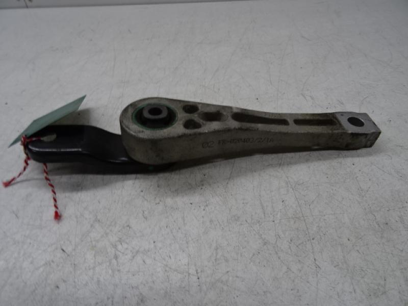 GETRIEBE HALTERUNG Vw GOLF V 11/03 - 08