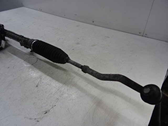 SPOORSTANG LINKS VOOR Peugeot 2008 (1)  5/13 - 4/16