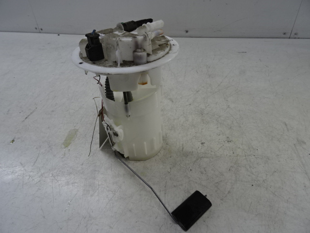 PEILSTOK Peugeot 2008 (1)  5/13 - 4/16