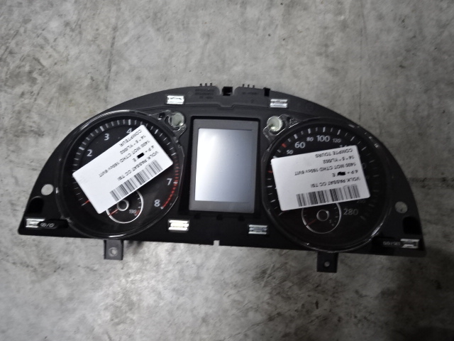 KM TELLER Vw PASSAT 11/10 - 14