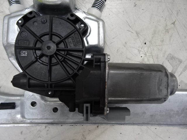 MOTOR RUITMECHANISME VOOR RECHTS Ds DS3 4/10 - 15