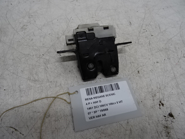 CENTRALE VERGRENDELING ACHTERKLEP Renault MEGANE 11/02 - 09