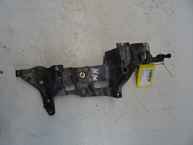 SUPPORT-ALTERNATEUR Vw GOLF VII 11/12 - 17