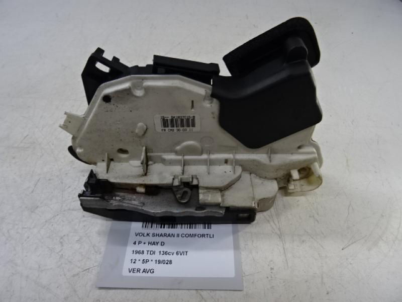 VERROUILLAGE DE PORTE AVANT GAUCHE Vw SHARAN (3) 07/10 - 7/15