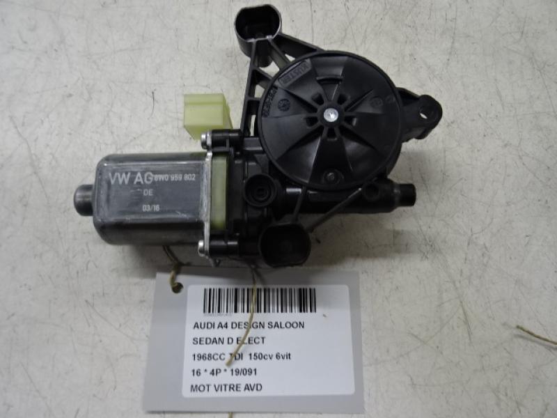 MOTOR RUITMECHANISME VOOR RECHTS Audi A4 10/15 - 2019