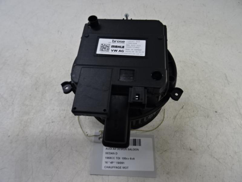 MOTOR VERWARMING Audi A4 10/15 - 2019