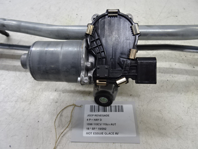 MOTOR RUITENWISSERS VOOR