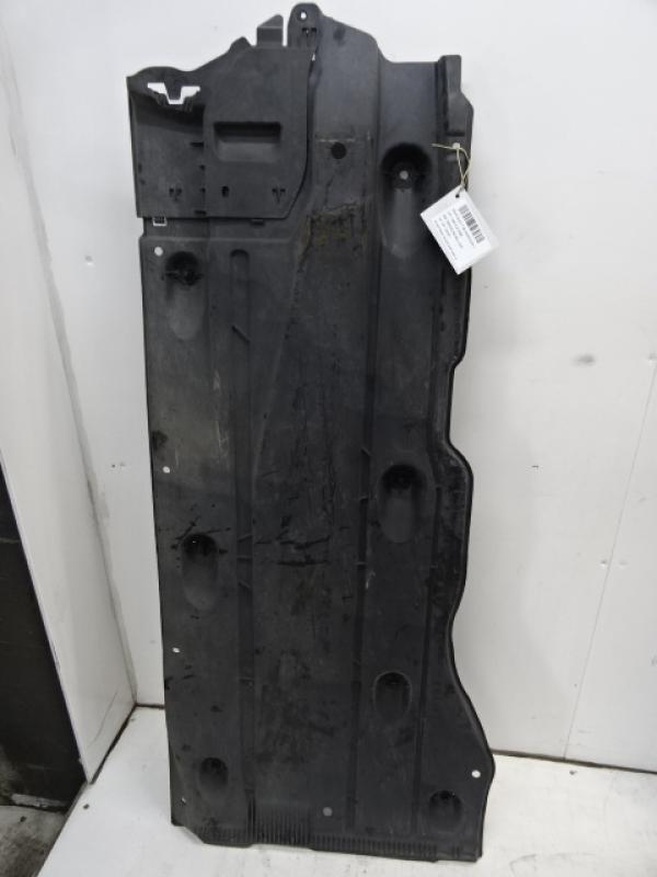 PLASTIQUE SOUS VOITURE DROIT Vw GOLF VII 1/17 - 2/20 FaceLift