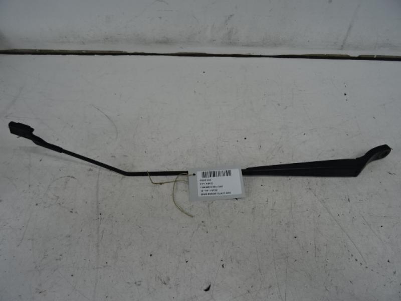 SCHEIBENWISCHERARM RECHTS HINTEN Peugeot 208 3/12 - 7/15
