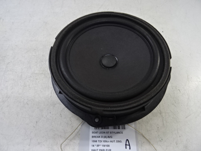 AUTOSPEAKERS Seat LEON (3) (5F) 1/13 - 1/17