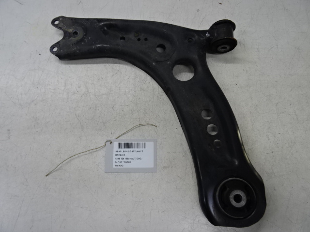 TRIANGLE AVANT GAUCHE Seat LEON (3) (5F) 1/13 - 1/17