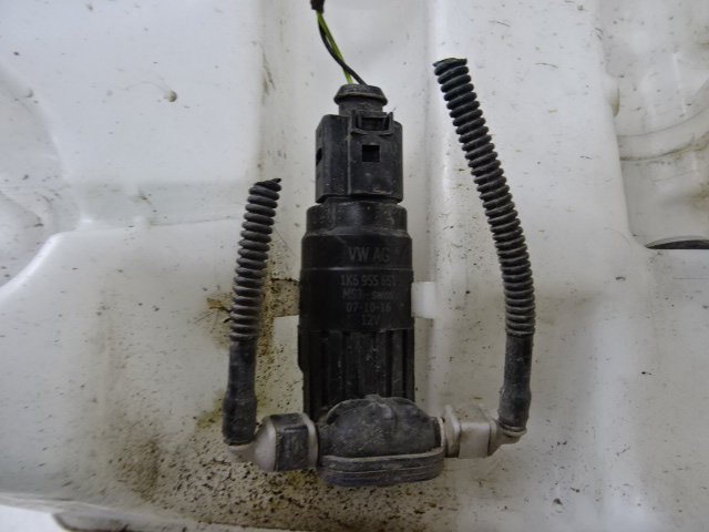 MOTEUR DE LAVE-GLACE AVANT Audi A3 3,5D 7/16 - 20