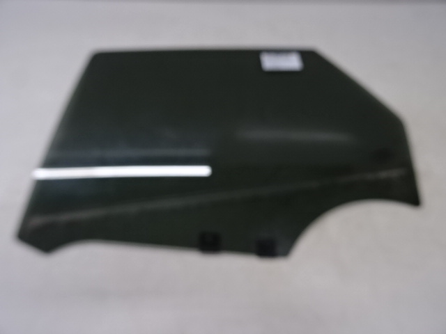 LEFT REAR DOOR WINDOW Renault CAPTUR (1) 05/13 - 5/17