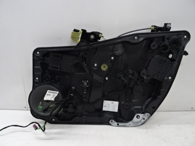 LEVE-VITRE DE PORTE AVANT DROITE Mercedes-Benz CLA C117/X117 13 - 19