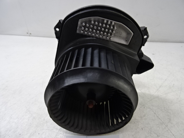 MOTEUR DE CHAUFFAGE Mercedes-Benz CLA C117/X117 13 - 19